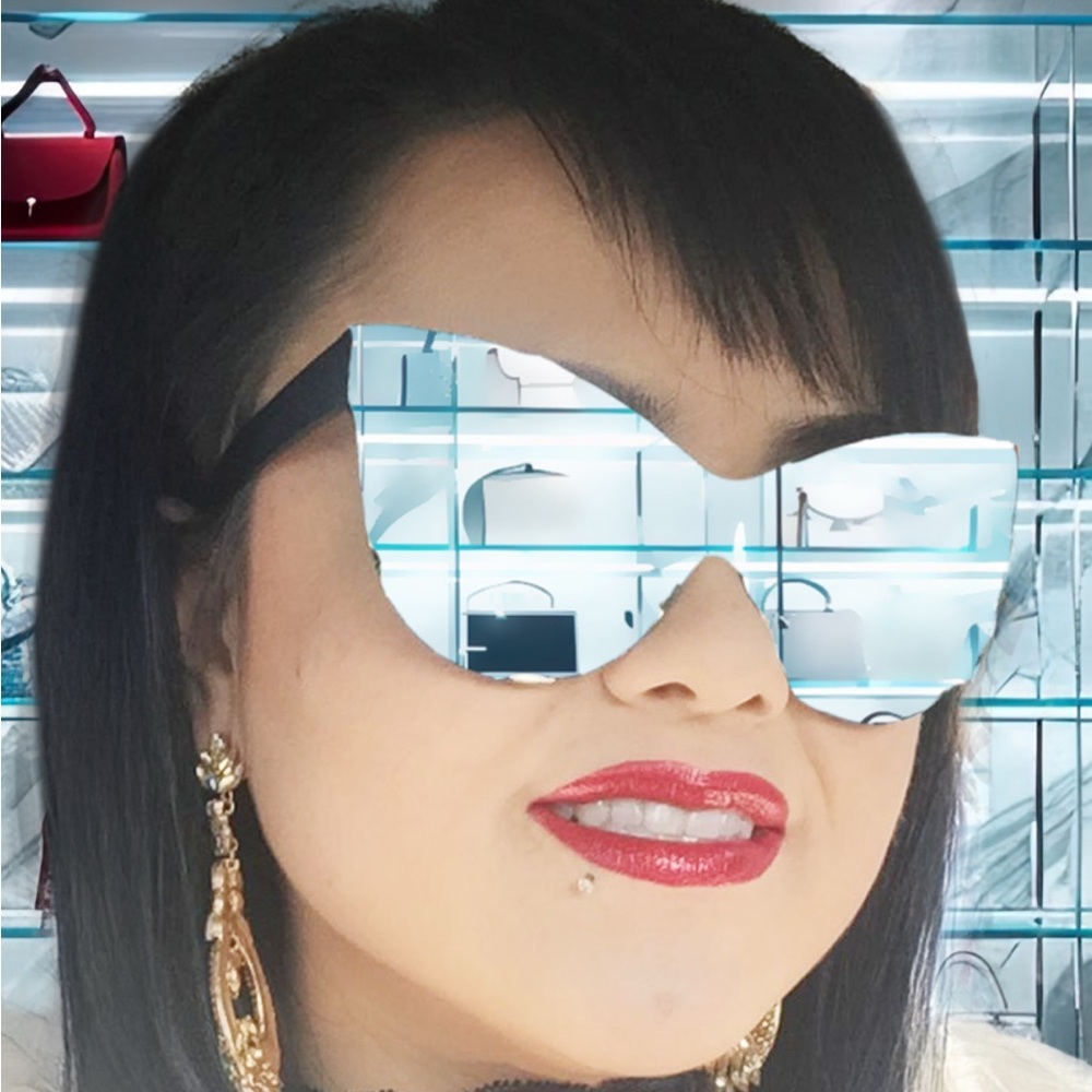 Meet your Posher, Luxe_Madame